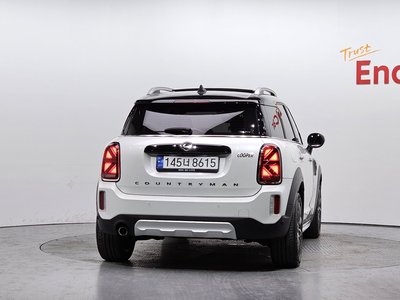 MINI COUNTRYMAN - 3