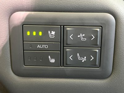 TOYOTA VELLFIRE - 7