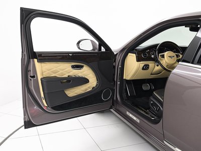 BENTLEY MULSANNE - 8