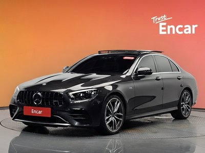 MERCEDES-BENZ E-CLASS - 1