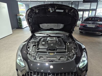 MERCEDES-BENZ GT AMG - 7