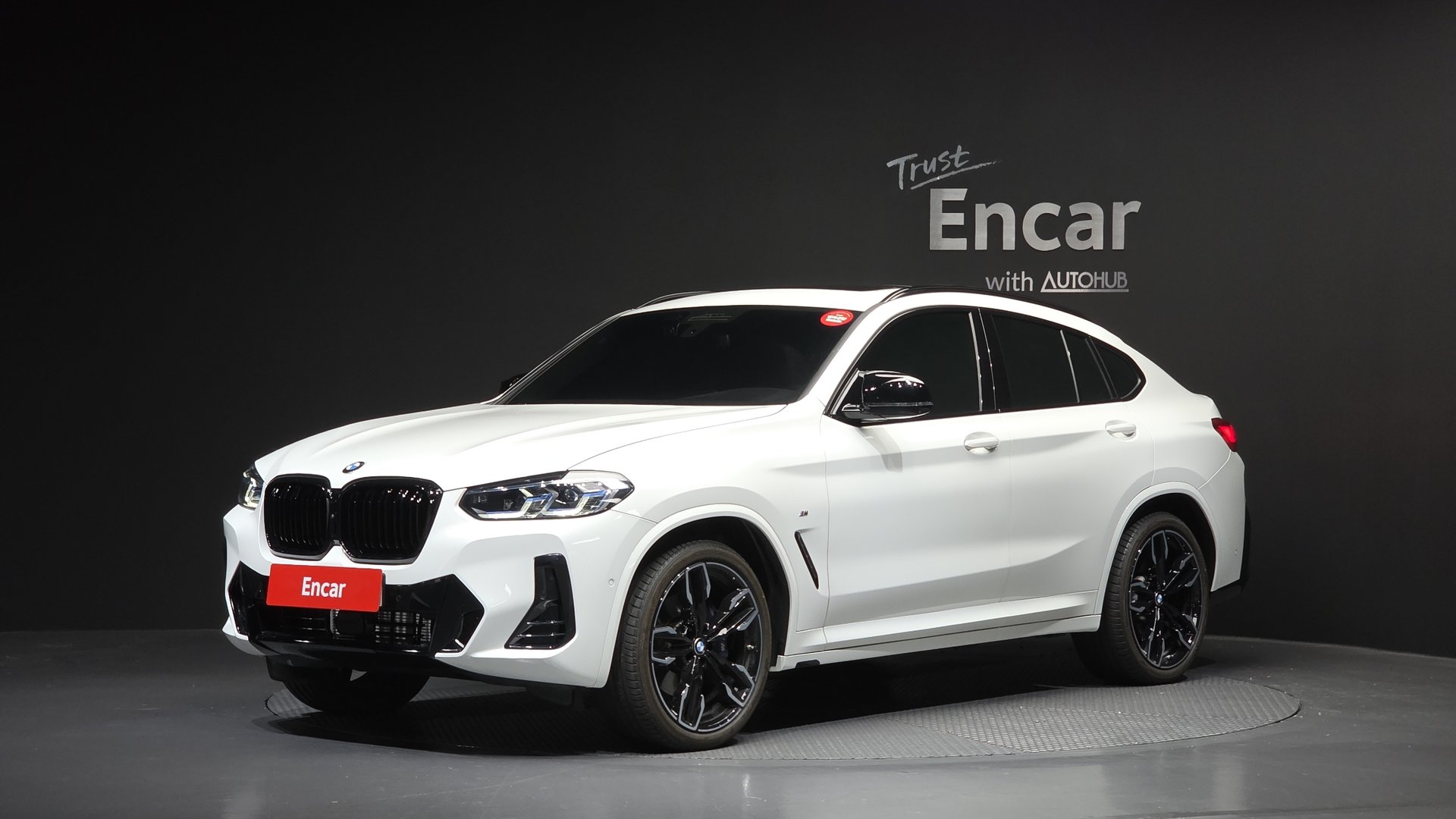 BMW X4 - View 1
