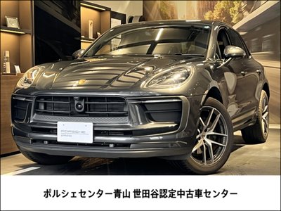 PORSCHE MACAN - 1