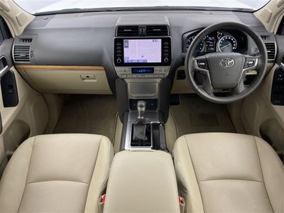 TOYOTA LAND CRUISER PRADO - 3