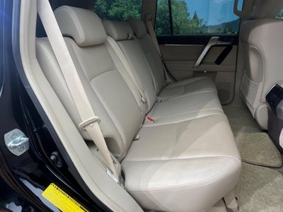 TOYOTA LAND CRUISER PRADO - 9