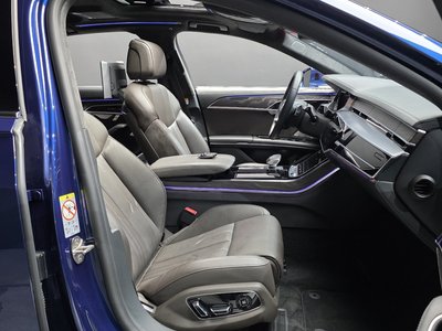 2021 AUDI A8 — миниатюра 16