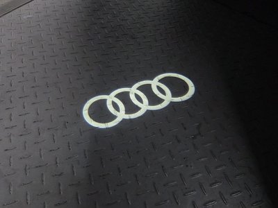 2021 AUDI A8 — миниатюра 24