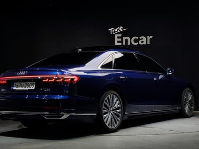 2021 AUDI A8 photo 3