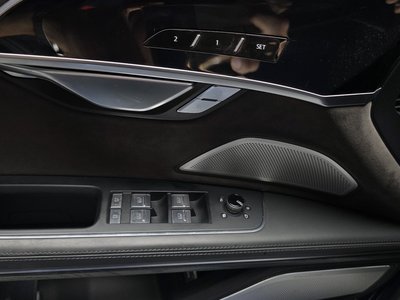2021 AUDI A8 — миниатюра 28