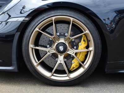 PORSCHE 911 - 6