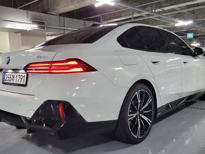 BMW 5 SERIES - 3