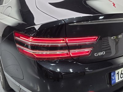 GENESIS G80 (RG3) - 10