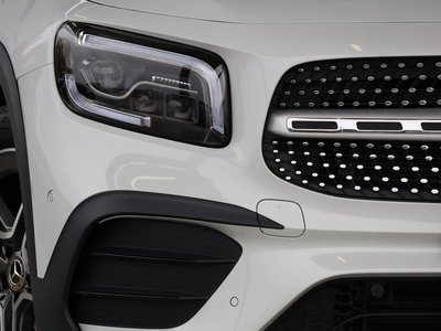 MERCEDES-BENZ GLB - 6