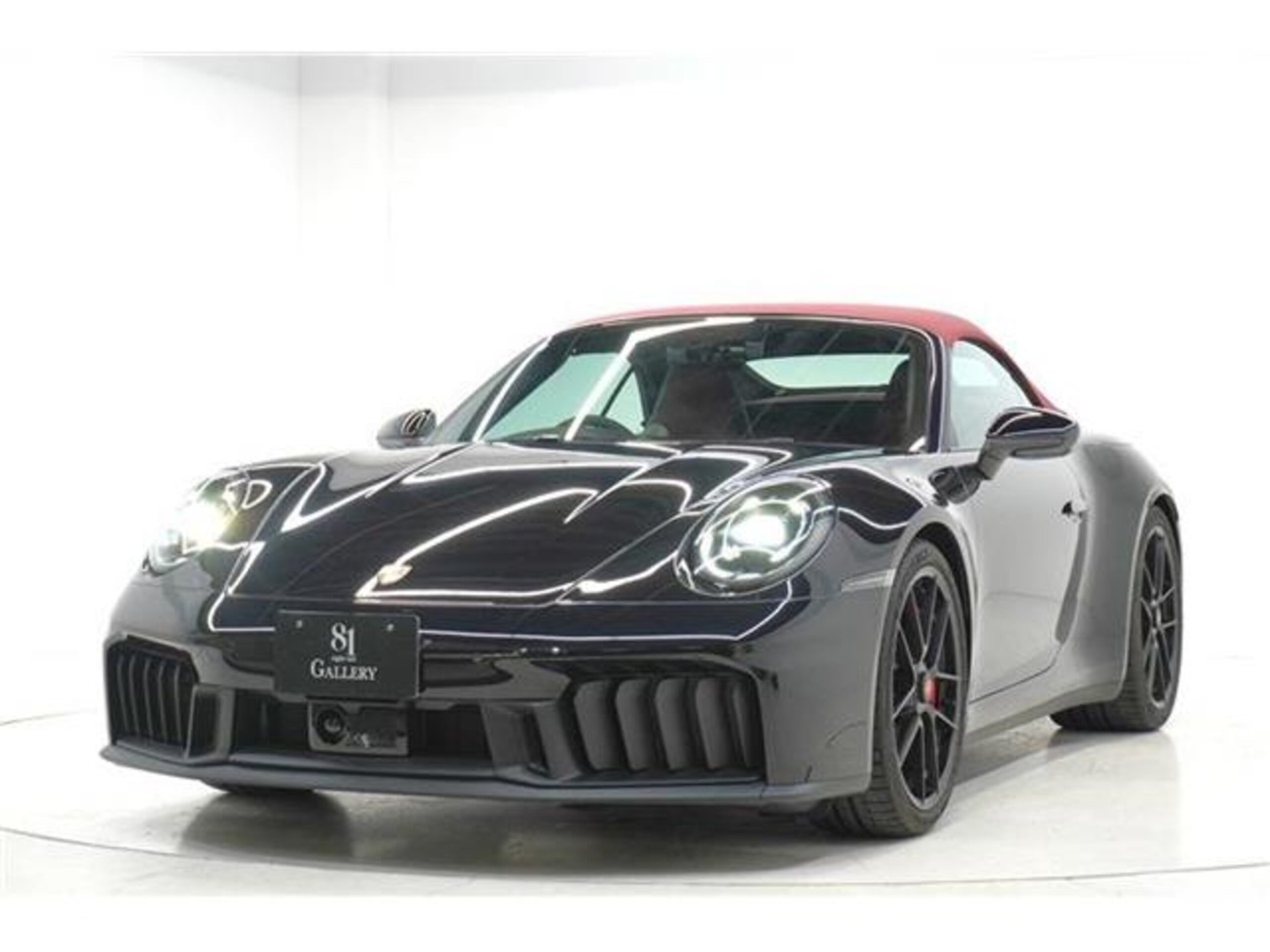 PORSCHE 911 - View 1