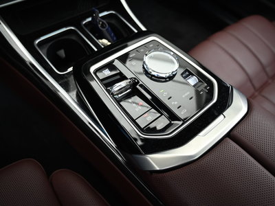 2025 BMW 7 SERIES 照片 9