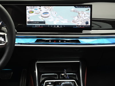 2025 BMW 7 SERIES — миниатюра 14