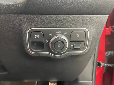 2025 Mercedes-BENZ GLB 缩略图 51