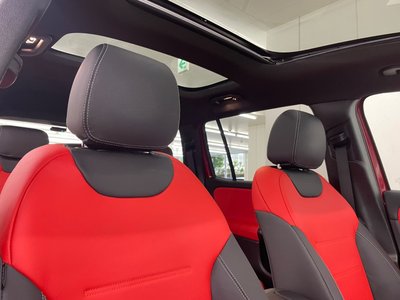 2025 Mercedes-BENZ GLB 缩略图 18