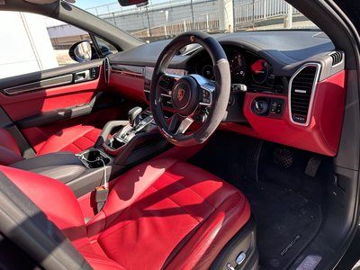 PORSCHE CAYENNE - 10