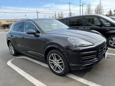PORSCHE CAYENNE - 1