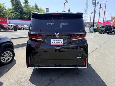 TOYOTA VELLFIRE - 5