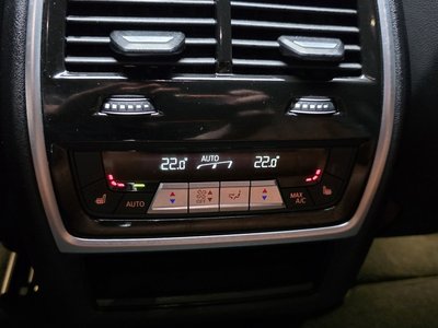 2022 BMW X6 — миниатюра 19