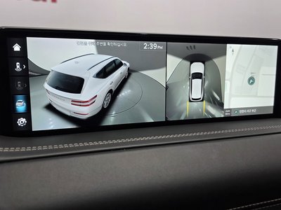 2022 Genesis GV80 thumbnail 16
