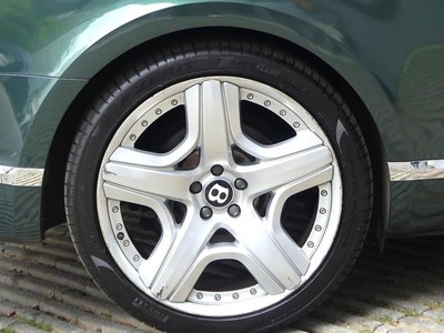 BENTLEY CONTINENTAL GT - 6