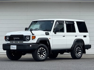 TOYOTA LAND CRUISER - 4