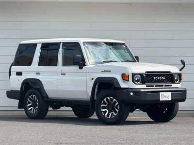 TOYOTA LAND CRUISER - 5