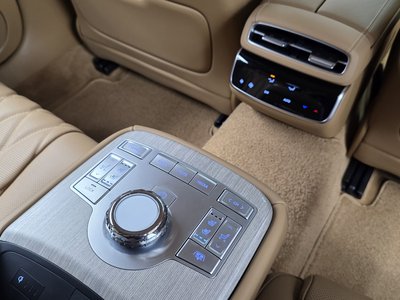 2024 Genesis G80 (RG3) thumbnail 19