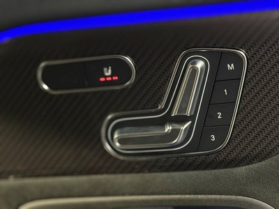 MERCEDES-BENZ GLA - 7