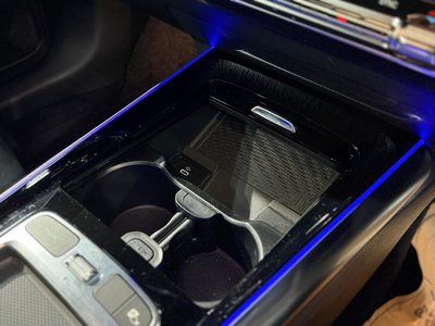 MERCEDES-BENZ GLA - 8