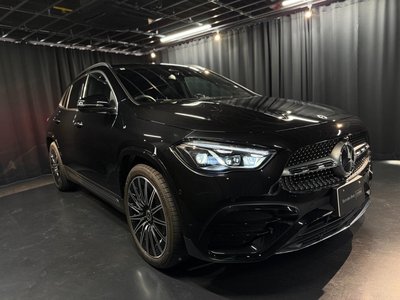 MERCEDES-BENZ GLA - 3