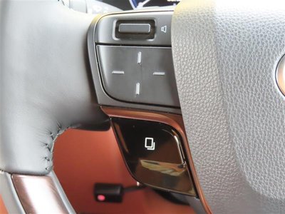TOYOTA VELLFIRE - 9