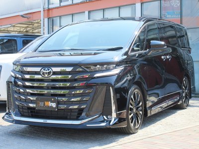 2025 Toyota VELLFIRE photo 1