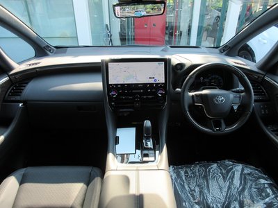 2025 Toyota VELLFIRE photo 2