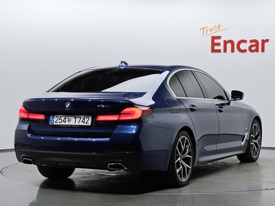 BMW 5 SERIES - 3