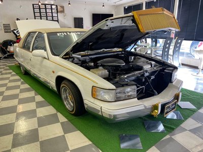 CADILLAC BROUGHAM - 1