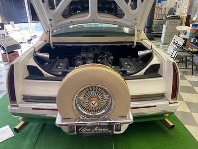 CADILLAC BROUGHAM - 9