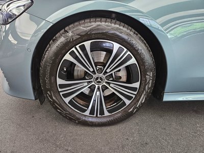 MERCEDES-BENZ E-CLASS - 6