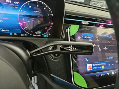 MERCEDES-BENZ E-CLASS - 9