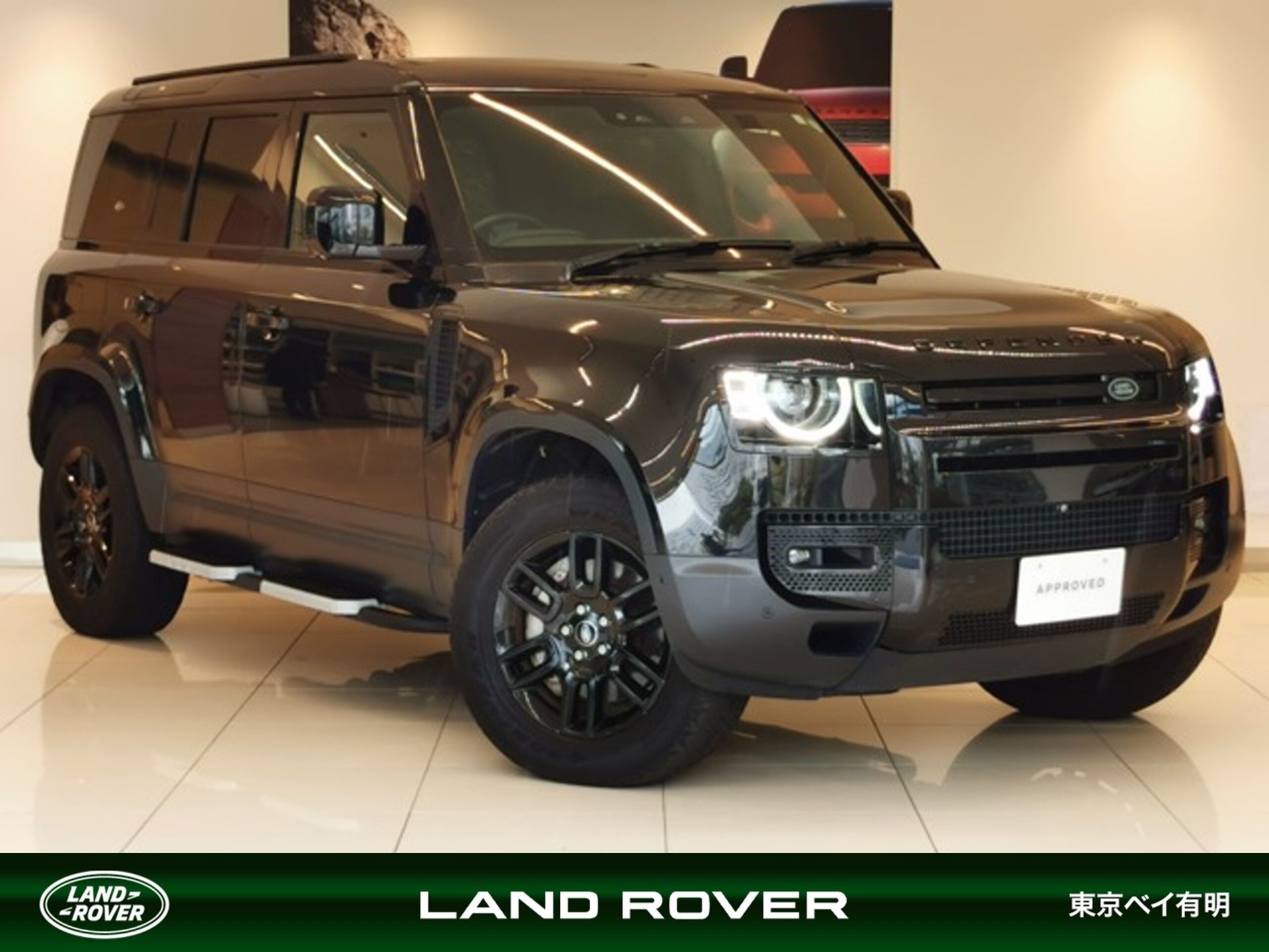 LAND ROVER DEFENDER - View 1