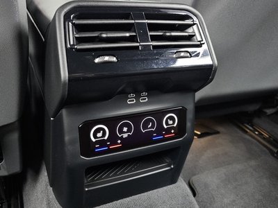 صورة مصغرة 24 لـ 2025 BMW 5 SERIES