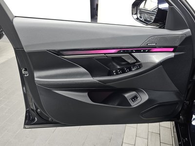 صورة مصغرة 14 لـ 2025 BMW 5 SERIES