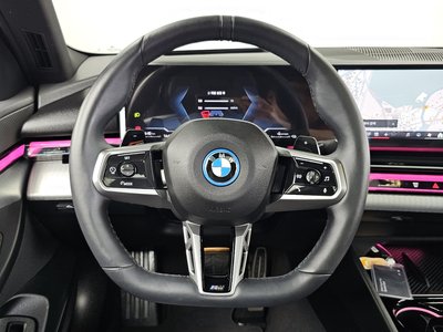 صورة مصغرة 19 لـ 2025 BMW 5 SERIES