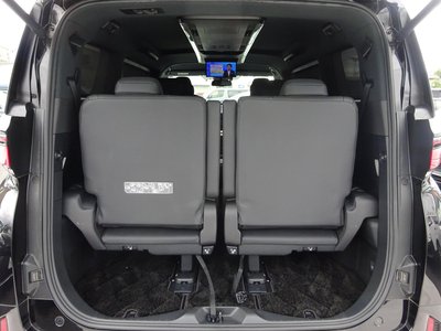 2024 Toyota VELLFIRE photo 9
