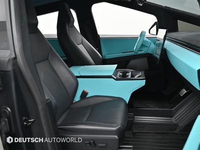 TESLA CYBERTRUCK - 10