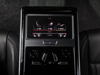 صورة مصغرة 26 لـ 2021 AUDI A8