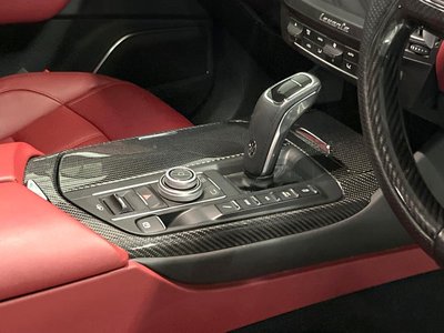 2021 Maserati LEVANTE photo 8